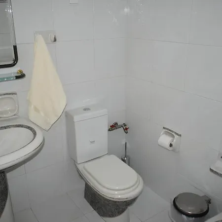 Comfortable Opposite The Park Appartamento *